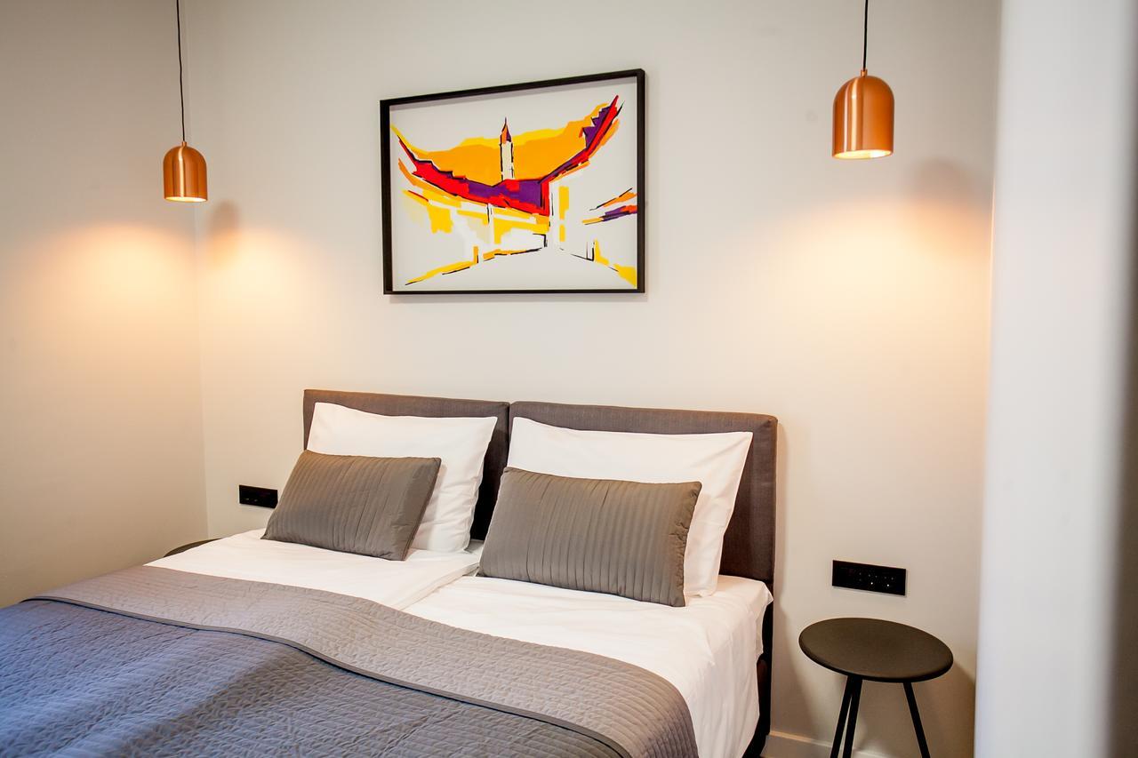 Vibe & 4* Zagreb